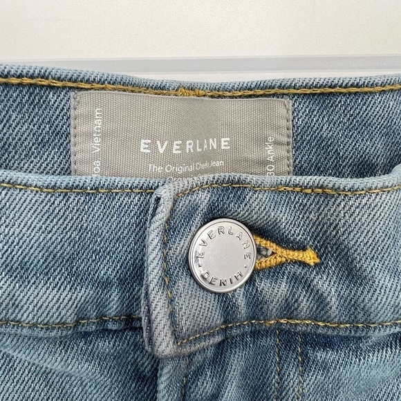 Everlane The Original Cheeky Ankle Jeans - Picture 5 of 8